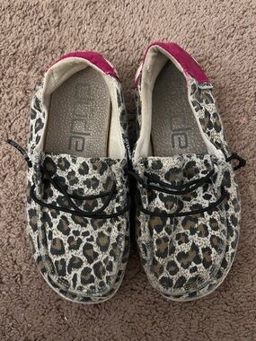Hey Dude Kids Leopard Print Moccasins with Pink Heel